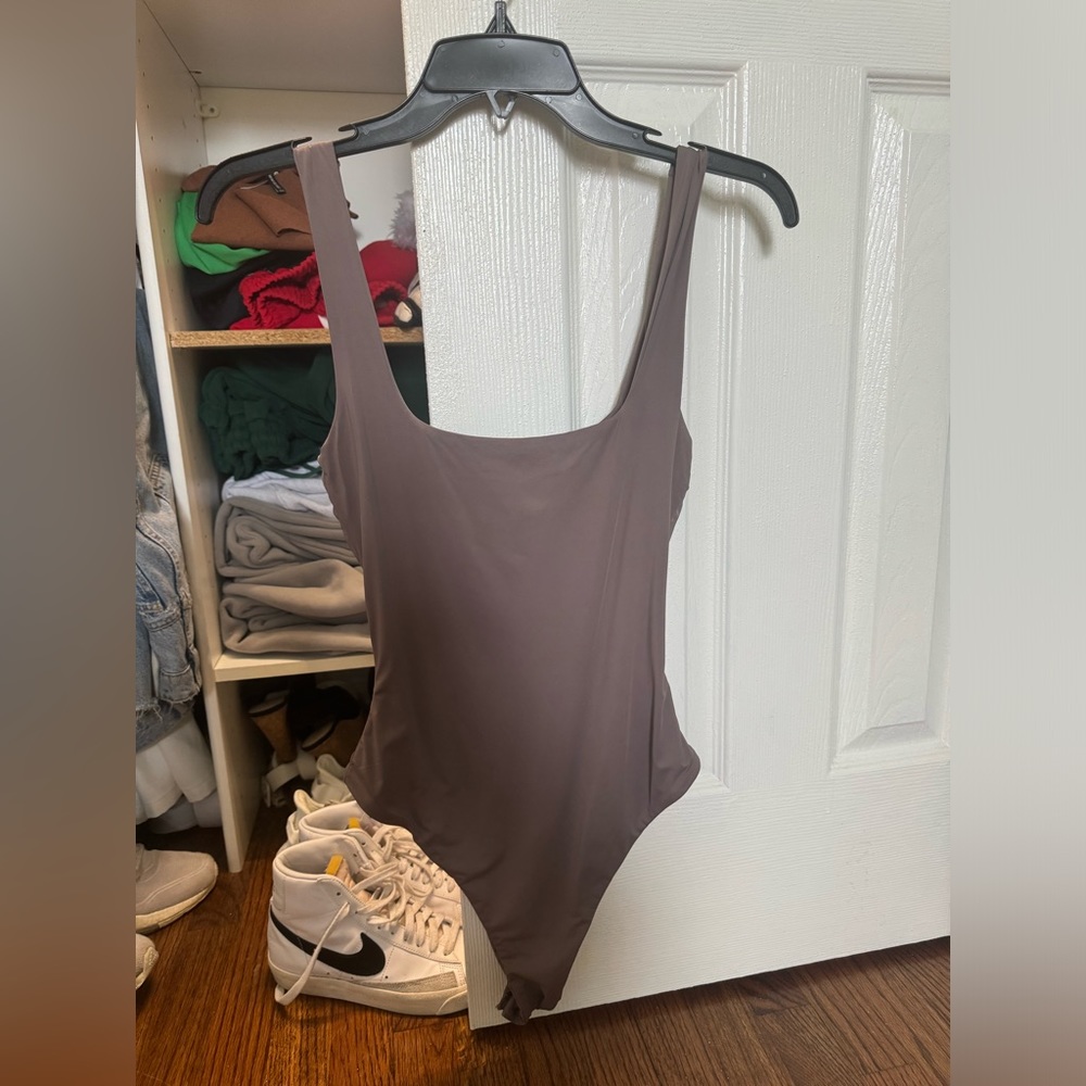 Square neck bodysuit